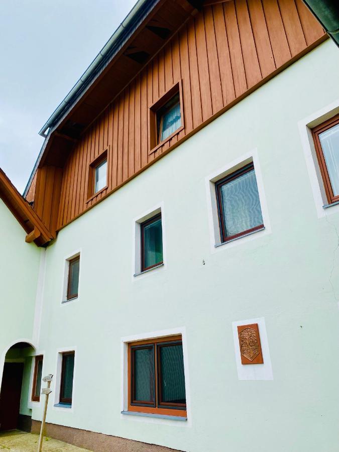 Gutshof Zum Wurzgarten Hainbach Exterior photo